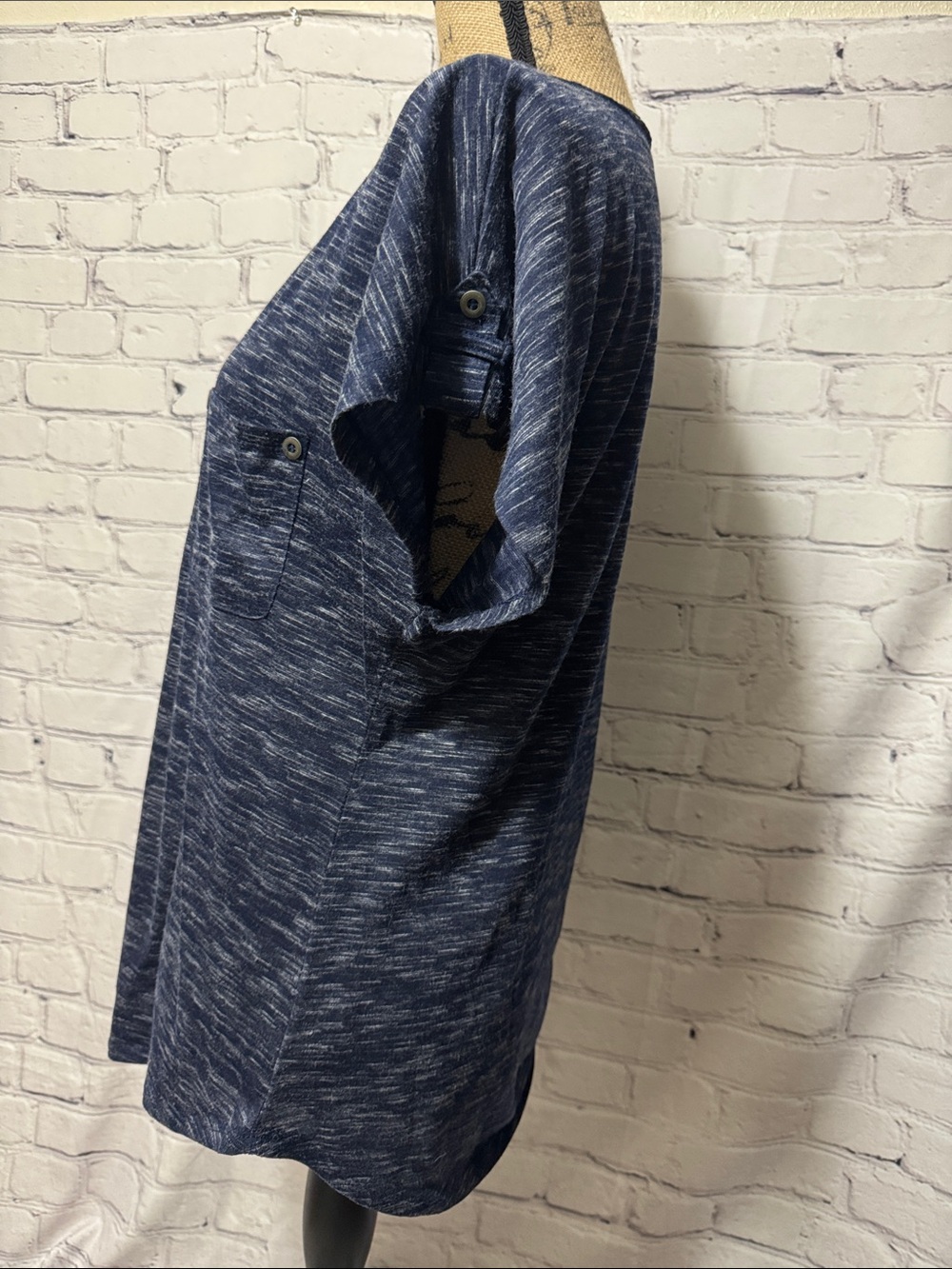 Worn once Faded Glory Classic V-Neck Navy Space-Dye Women's Top with details - Picture 3 of 6